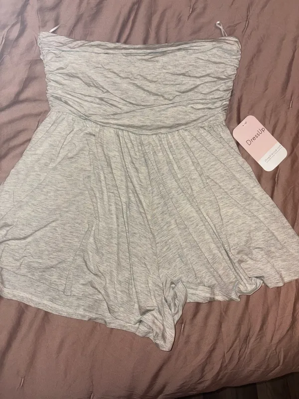 Sleeveless Romper - Image 3
