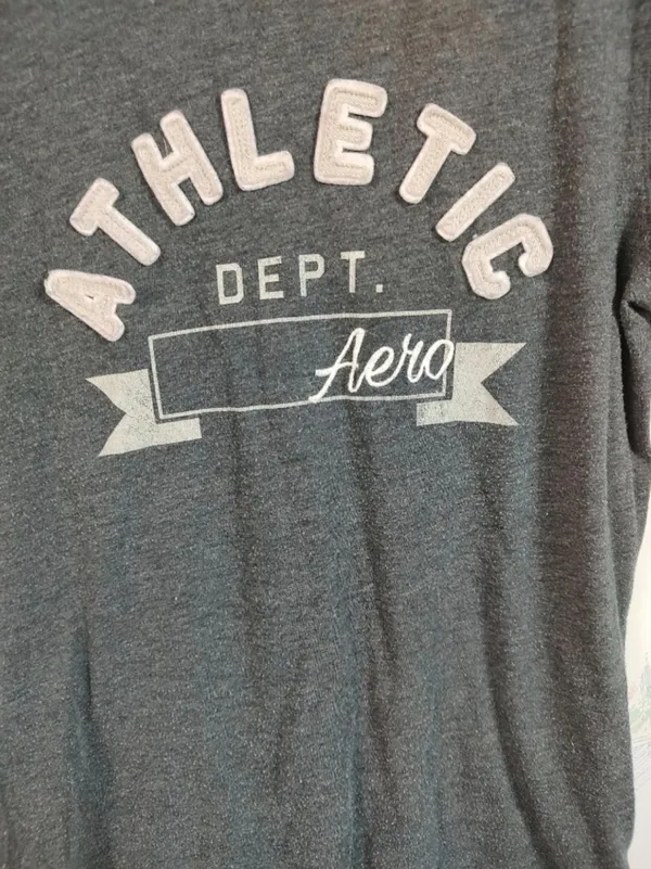 Aeropostale Y2K Gray Tee - Image 3