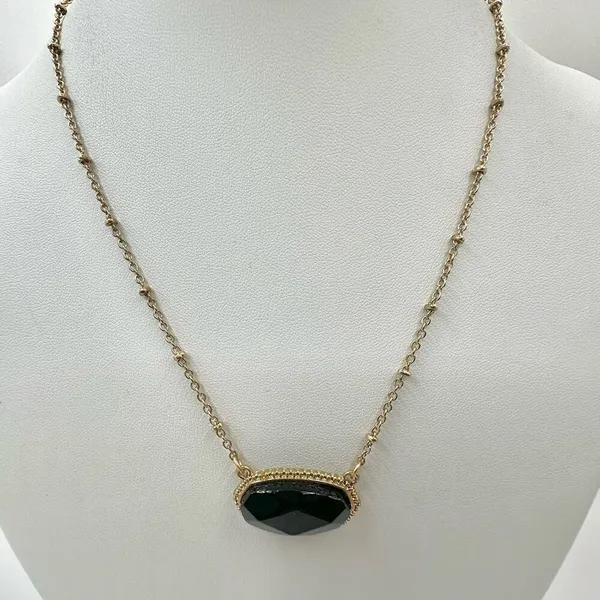 Black and gold tone pendant necklace - Image 5