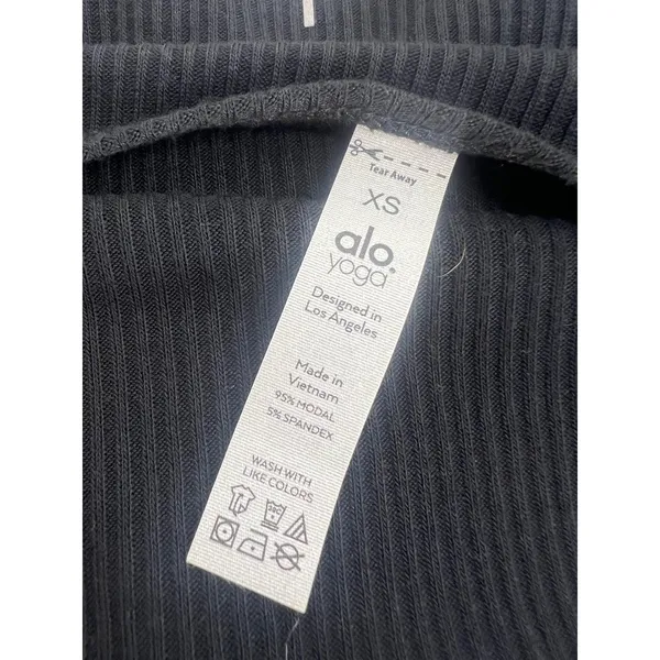 Alo Yoga Ribbed Cropped Whisper Cardigan Black Button Front XS - Image 9