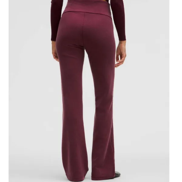 Lululemon Ribbed Softstreme Flared Pant Casual Athletic Pants Garnet 10 14 NWT - Image 3