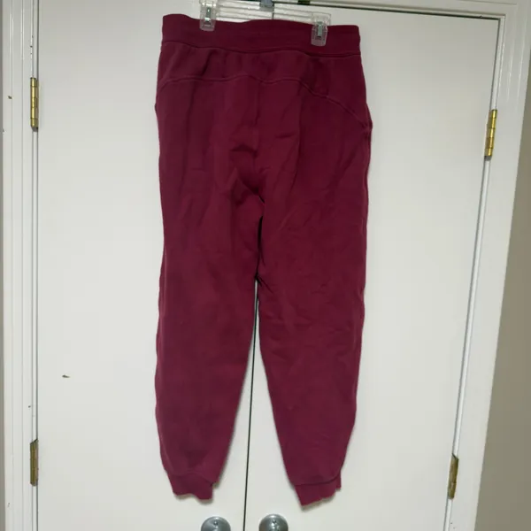 Lululemon Scuba Joggers High-Rise - Image 2