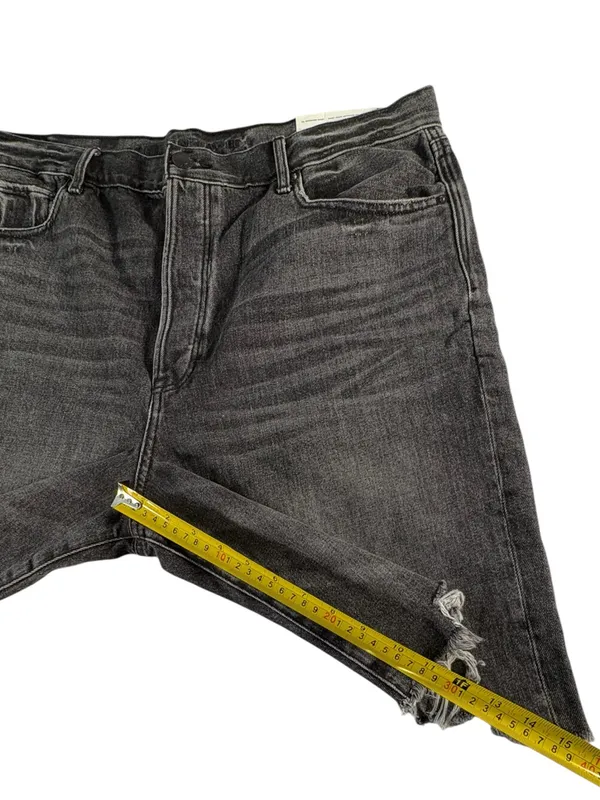 American Eagle Jorts Womens 18 Black Denim 90s Boyfriend Bermuda Raw Hem NWT - Image 11