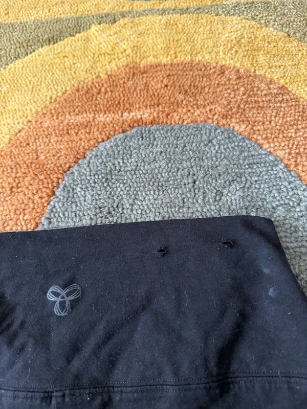 Aritzia TNA Black Cotton Bike Biker Shorts 7” Inseam Medium See ALL pics flawed - Image 6