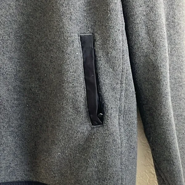 Lululemon Dark Gray Quarter Zip Fleece Pullover Size 4 with hood - Image 2