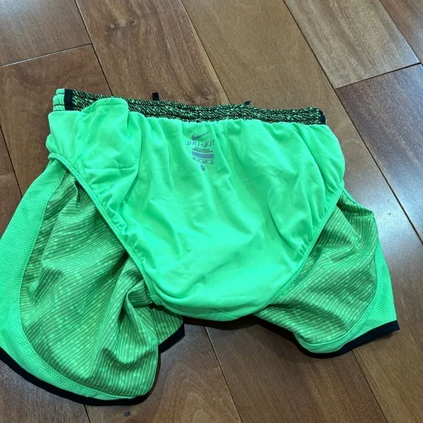 Nike‎ Dri-FIT Tempo Running Shorts Womens Neon Green Black Geometric XS - Image 5
