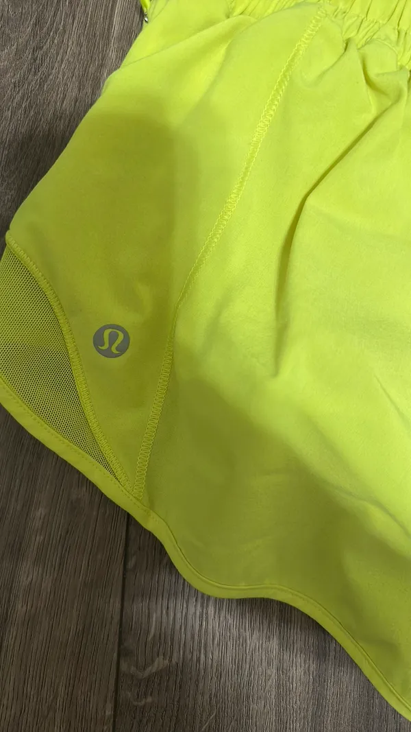 Lululemon Neon Shorts Hotty Hot - Image 3