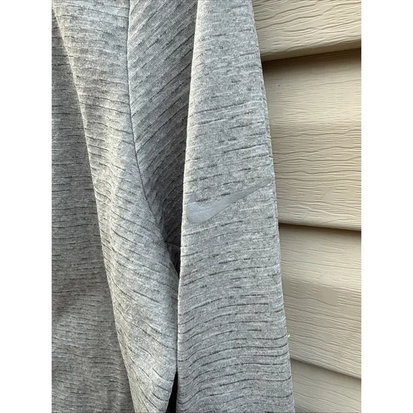 NIKE Running THERMA SPHERE ELEMENT DRI FIT LONG SLEEVE TOP Grey‎ M Pitt Panthers - Image 4