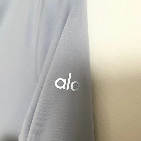 Alo Yoga Airlift Winter Warm Radiant Full-Zip Jacket Winter Frost M - Image 5