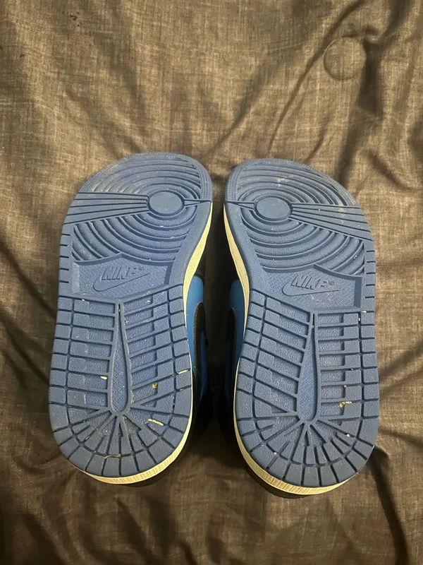 Jordan 1 Mid 'Black Blue' sneakers - Image 7