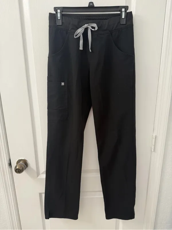Figs Kade Cargo Black Scrub Trousers (Size XS/T) - Image 6