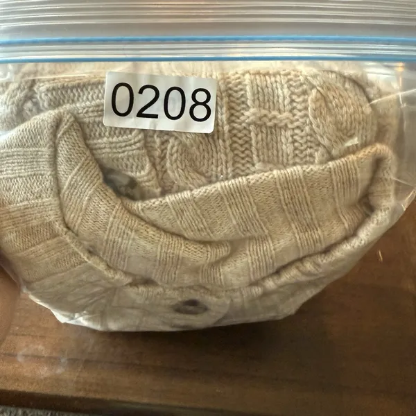 Banana‎ Republic Cardigan Sweater Sz Med Cashmere Blend Tan Cable Knit Mock Neck - Image 11