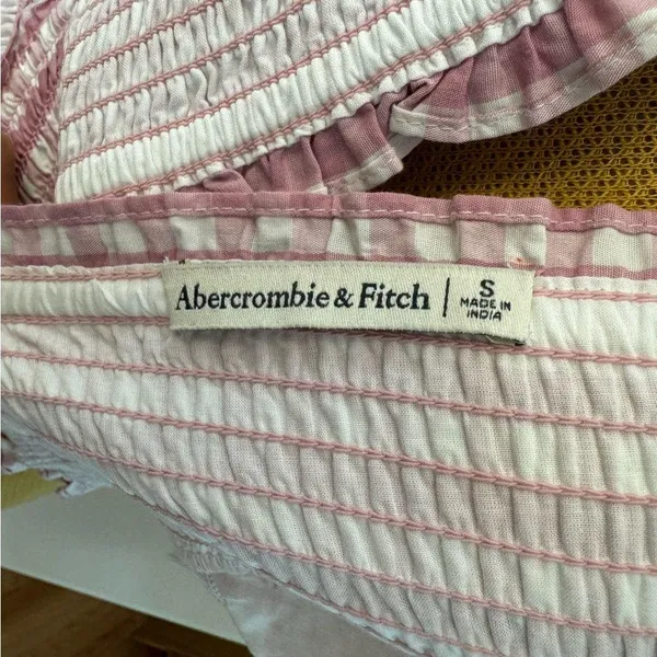 Abercrombie 3/4 Sleeve Tops for Women - Image 7