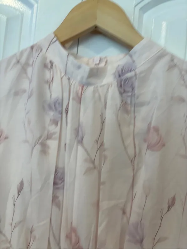 Motf pink floral midi dress size medium - Image 3