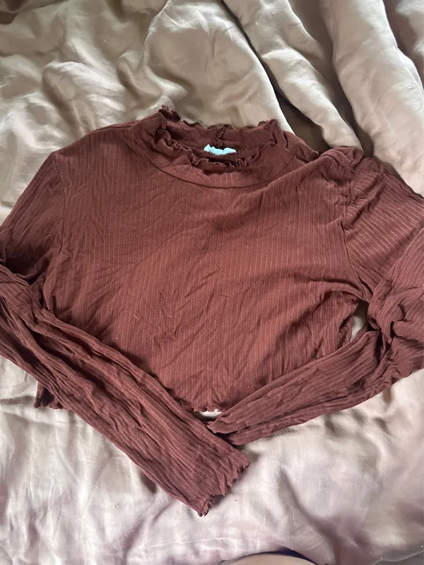 Vestique crop long sleeve top Pointelle - Image 2