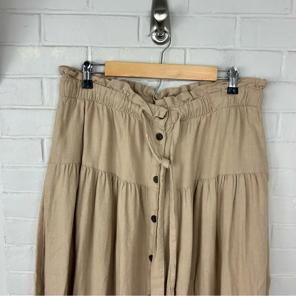 Universal Thread Tan Button Front Linen Blend Skirt Size L - Image 4