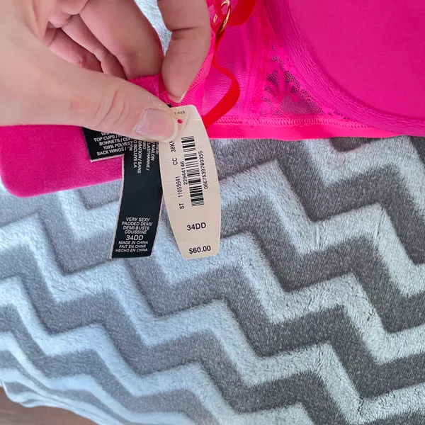 Victoria’s Secret Very Sexy Padded Demi Bra NWT - Image 5