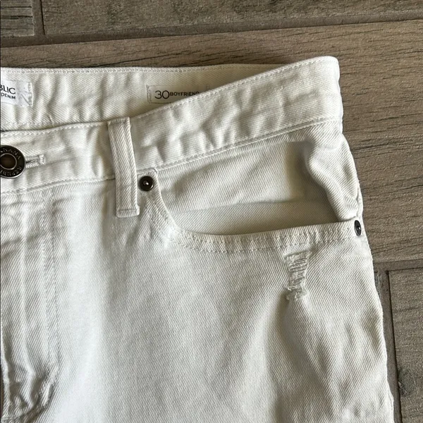 Banana Republic White Distressed Boyfriend Jeans - Image 4