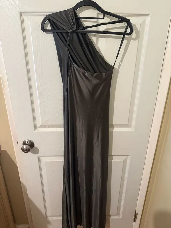 OYS Army Green One Shoulder Satin High Slit Maxi Dress NWT Small - Image 5