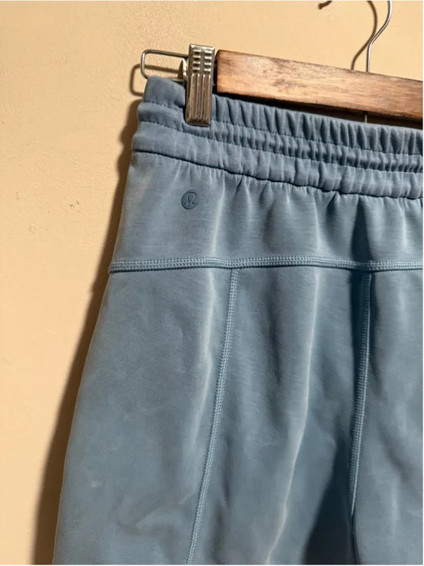 Lululemon Softstreme High-Rise Short 4" Utility Blue- Size 6 - Image 4