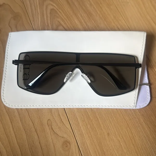 OTRA JUNO SUNGLASSES Black - Image 2