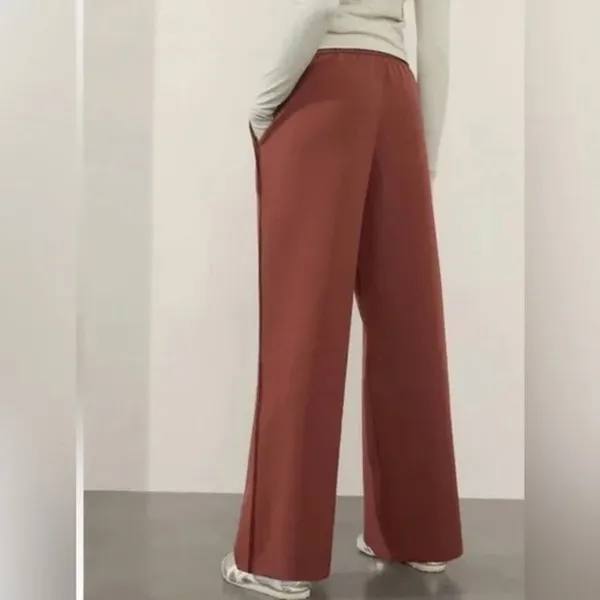Athleta Endeavor High Rise Wide Leg Relaxed Track Pants Cherrywood Brown Small - Image 2