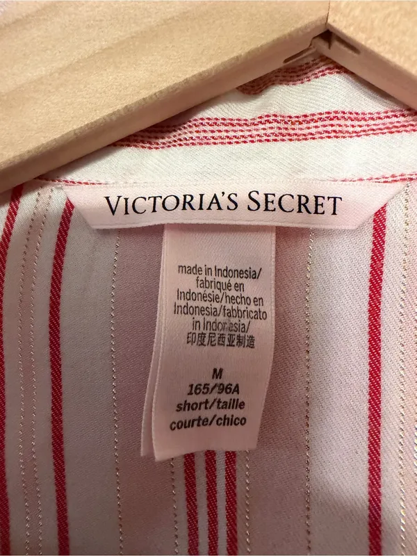 Victoria's Secret Candy Cane Striped Pajama Set Size Medium - Image 5