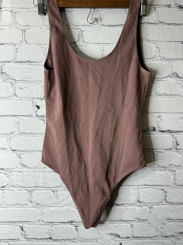 Wilfred Free Aritzia classic brown body suit medium - Image 2