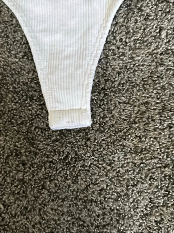 Windsor White Ribbed Bodysuit Size Medium 0465 - Image 2