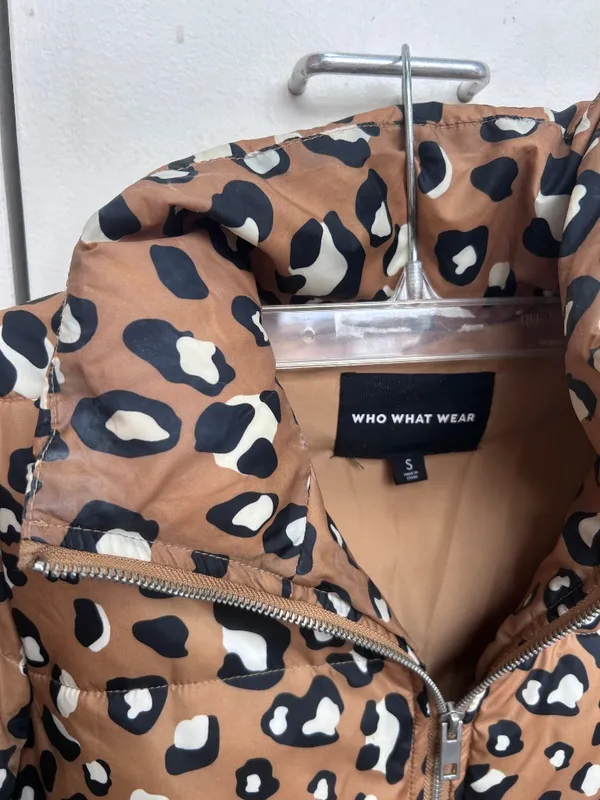 Who What Wear Cheetah Lite Puffer Jacket - Image 2