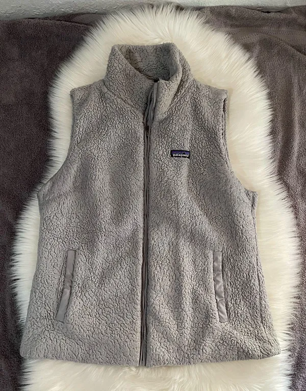 Patagonia Women's Los Gatos Fleece Vest Drifter Grey - Image 5