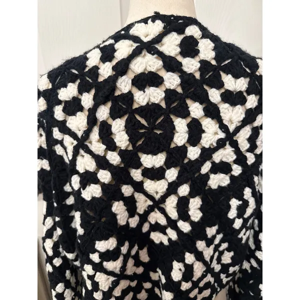 Elan Kylee Macrame Crochet Cropped Cardigan in Black/White, S - Image 8