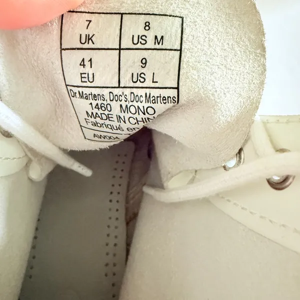 Dr Martens 1460 Mono White Smooth Leather Lace Up Combat Boots Iconic Sole 8M/9L - Image 8