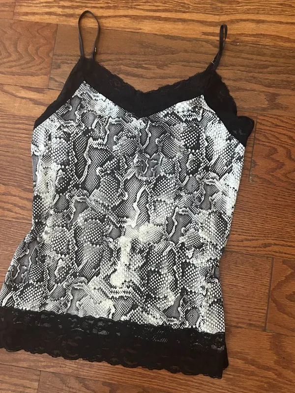 White House Black Market Black Snake-Pattern Lace Camisole Size Large Tank Top - Image 2