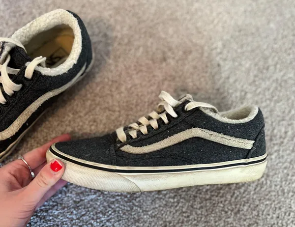 Madewell x Vans Unisex Old Skool Lace-Up Sneakers in Flannel and Sherpa - Image 3