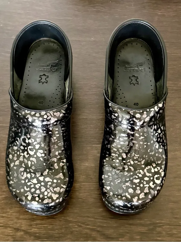 Dansko Professional Clogs Pewter Leopard Patent Leather Shoes Womens 40 9.5-10 - Image 6