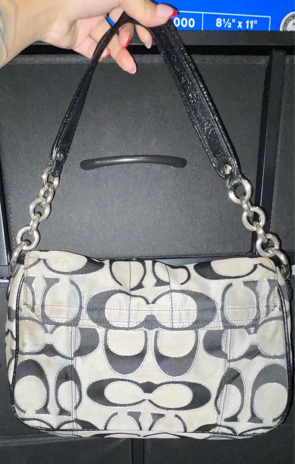 Coach Shoulder Bag Vintage - Image 2