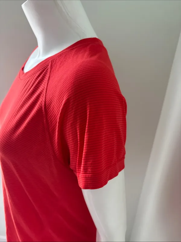 Athleta Momentum Seamless Short Sleeve Tee, Cardinal Stripe, Size Large - Image 4