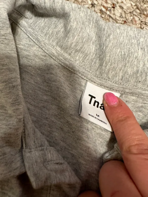 Aritzia Tna Gray Crop Polo Top - Image 2