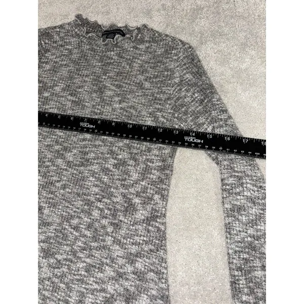 American‎ Eagle XXS Women's Gray Soft Knit Lettuce Trim Plush Swing Dress - Image 5