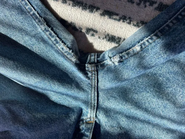 Vintage Jeans - Image 4
