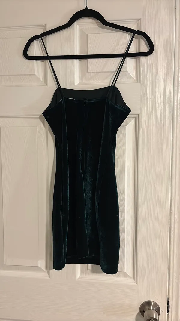 ZARA Green Velvet Mini dress - Image 3