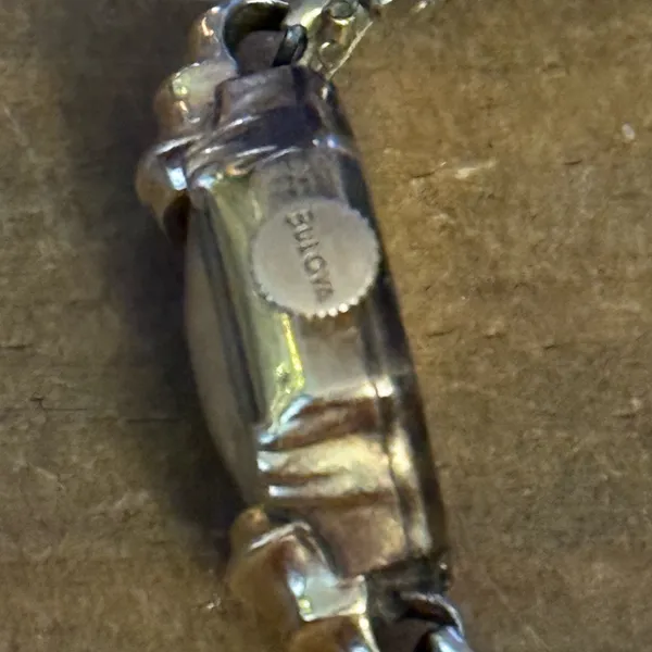 Vintage Bulova 10K gold filled mechanical windup watch - Image 6