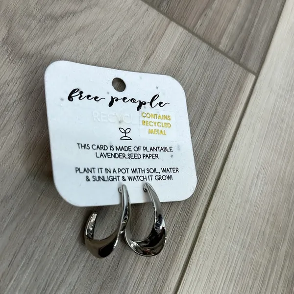 Free people silver tone twisted hoop earrings - Image 4
