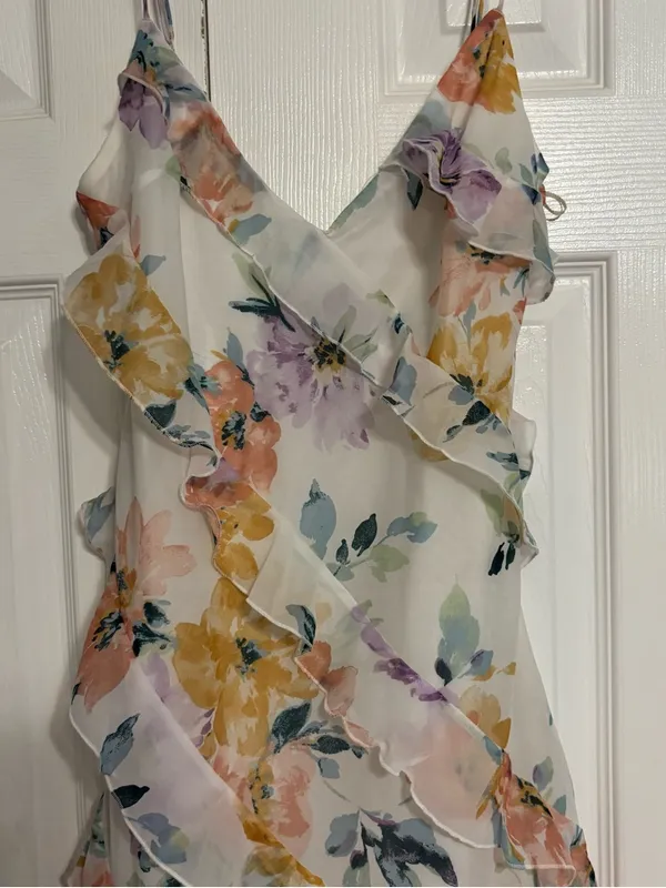 Abercrombie & Fitch Mini Floral Asymmetrical Dress NWT - Image 4