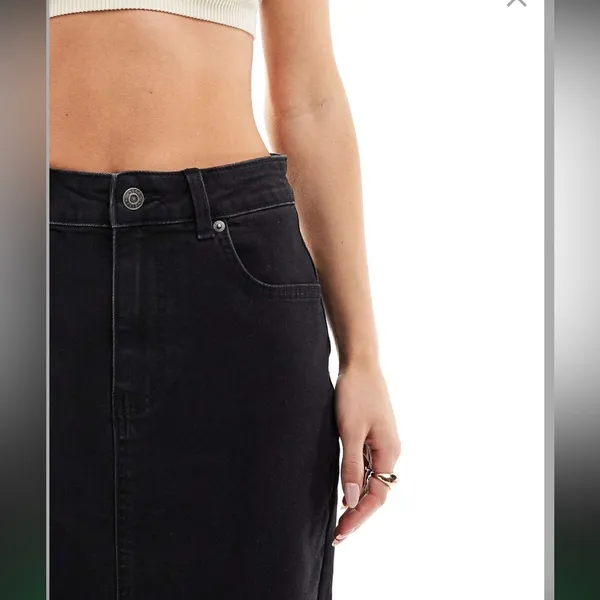 ASOS / ASOS DESIGN Petite denim maxi skirt with split hem / washed black - Image 6