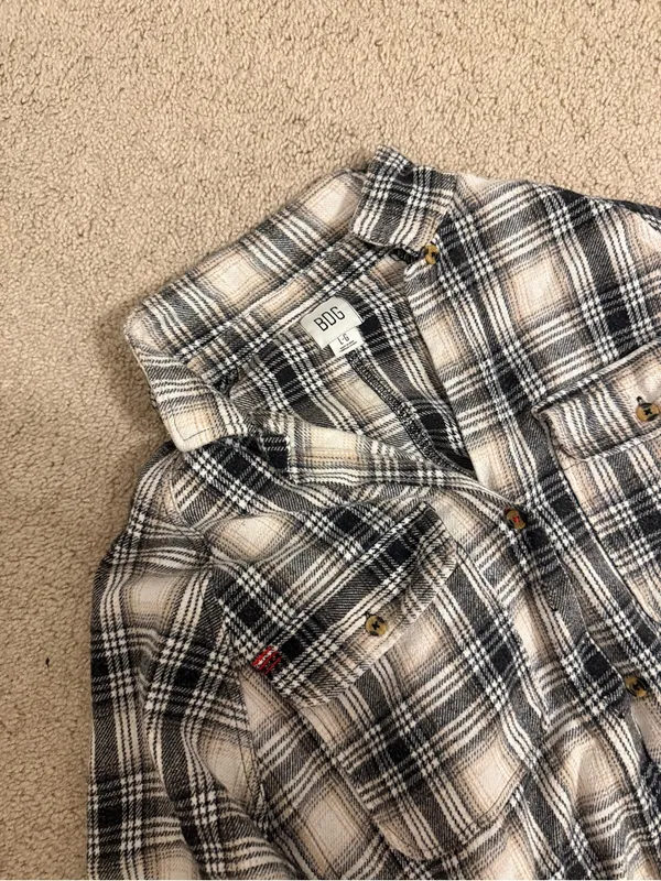 Urban Outfitters BDG Vintage Flannel Neutral Grey and Cream Stripe Colorway - Image 2