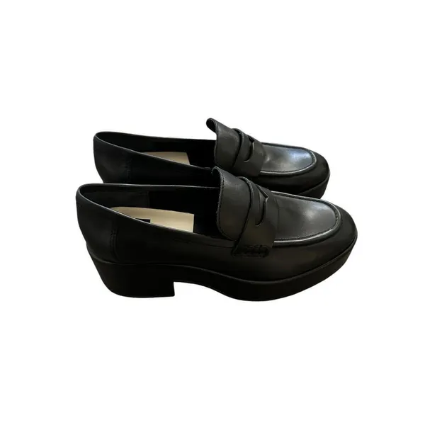 Yanni Loafer in Black Dolce Vita - Image 4
