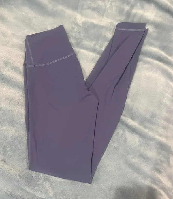 Lululemon Wunder Train Leggings - Image 2