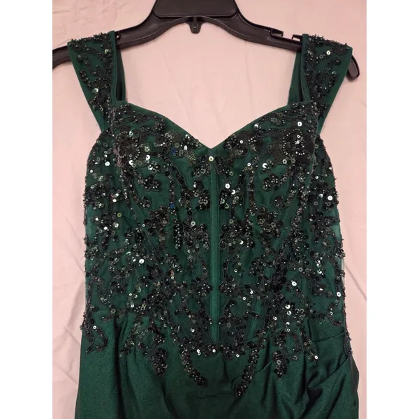 Jules + Cleo Emerald Green Off Shoulder Slit Long Formal Dress Size 6 Sequins - Image 4